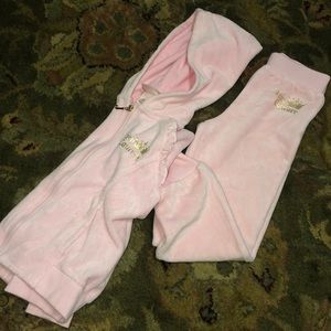 $35 GIRLS JUICY COUTURE PINK  HOODED SWEAT SUIT